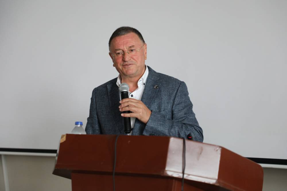 CVRVY8IBdntLiudqTufa.jfif