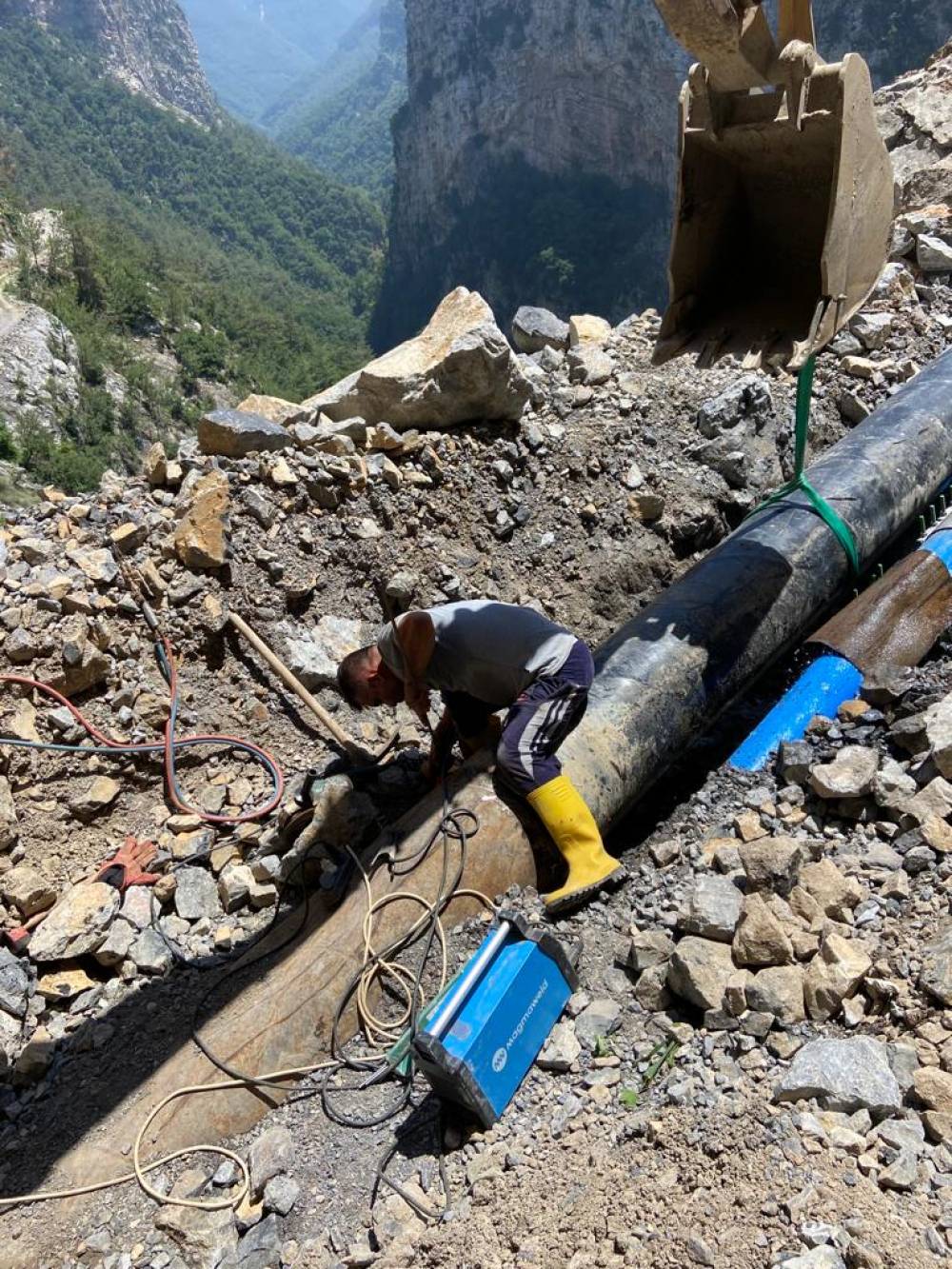 g3AyJjdrq35Ysb0qQ9Tl.jfif