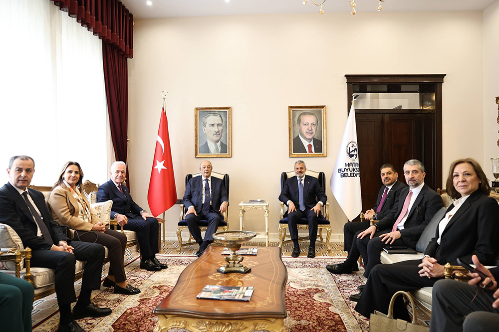 BAŞKAN ÖNTÜRK İŞ İNSANLARINI AĞIRLADI