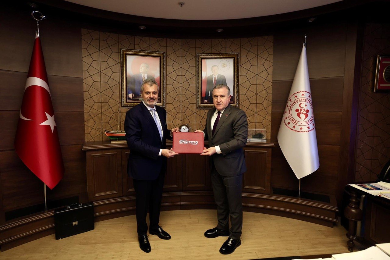 HBB BAŞKANI ÖNTÜRK’TEN BAKAN BAK’A ZİYARET