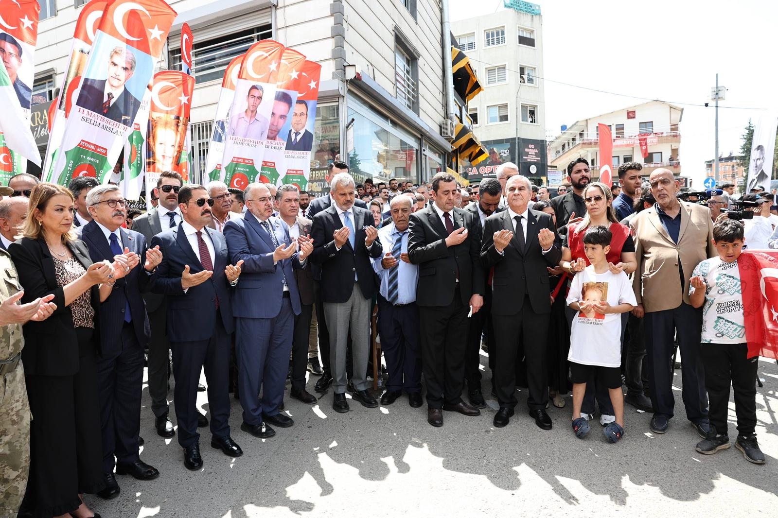 BAŞKAN ÖNTÜRK, REYHANLI ŞEHİTLERİ ANMA TÖRENİ’NE KATILDI