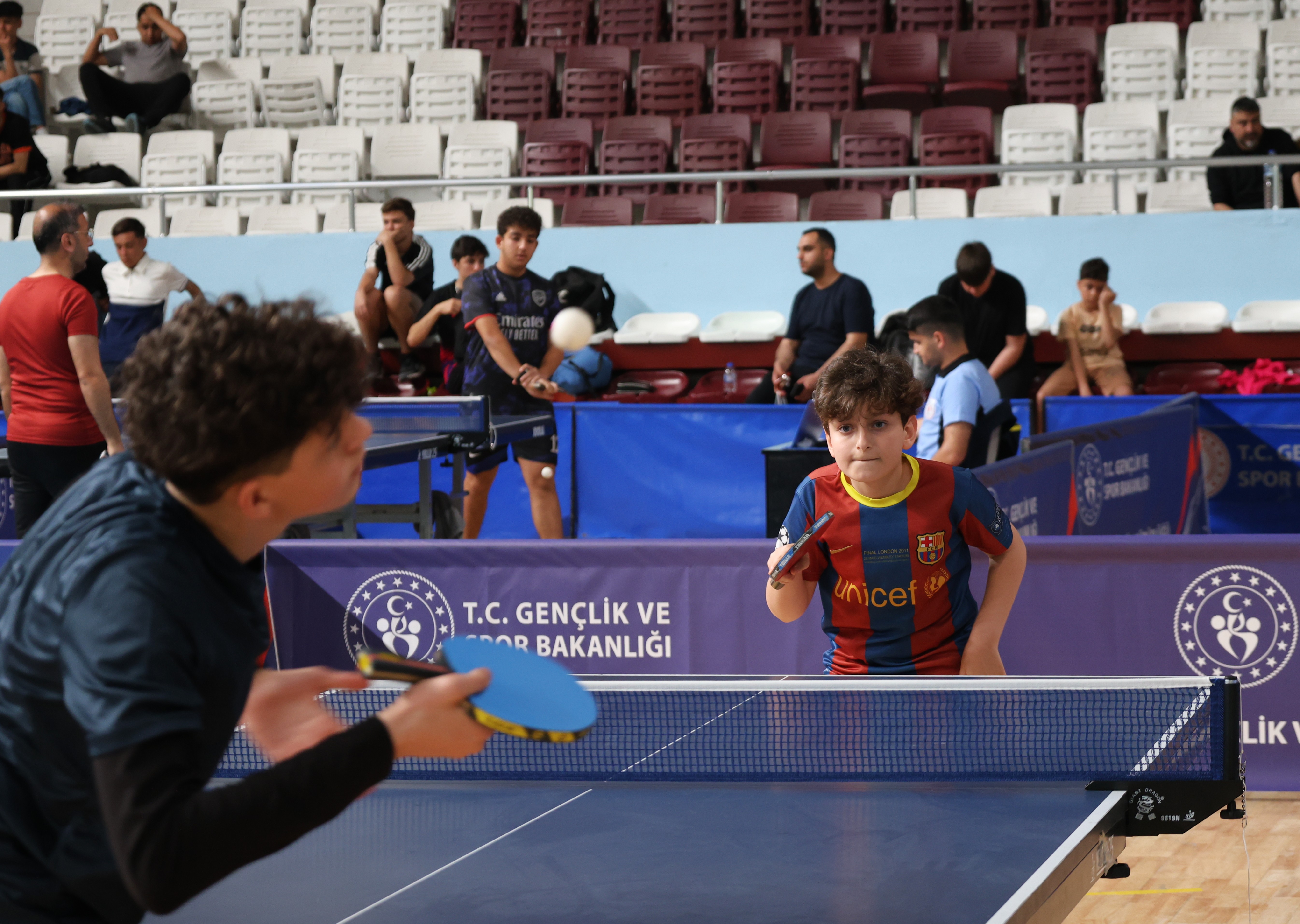 HBB’NİN DESTEKLERİYLE MASA TENİSİ TURNUVASI DÜZENLENDİ