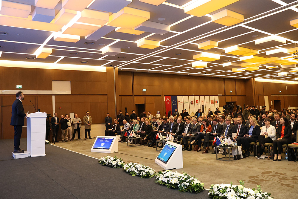 HATAY’DA PACE PROJESİ YEREL YÖNETİMLER KONFERANSI YAPILDI