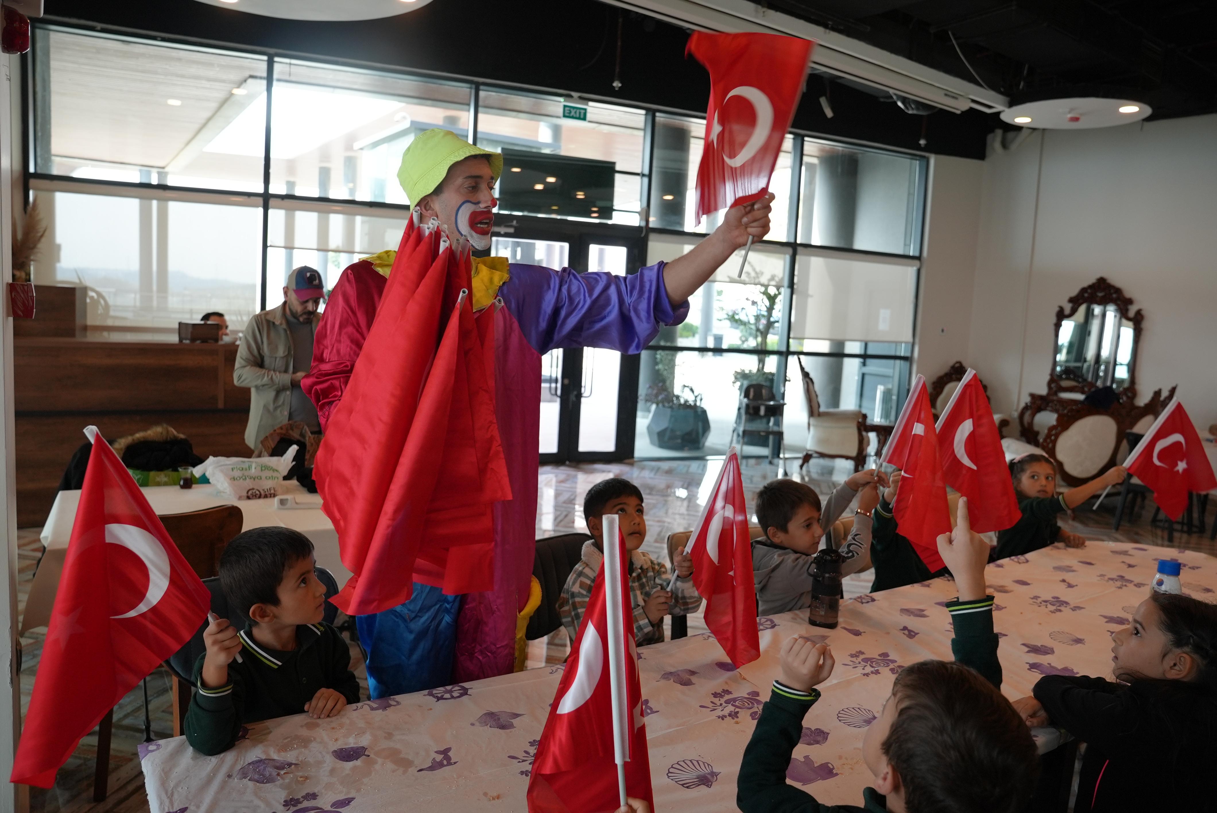 HBB GASTRONOMİEVİNDEN ÇOCUKLARA CUMHURİYET BAYRAMI ETKİNLİĞİ