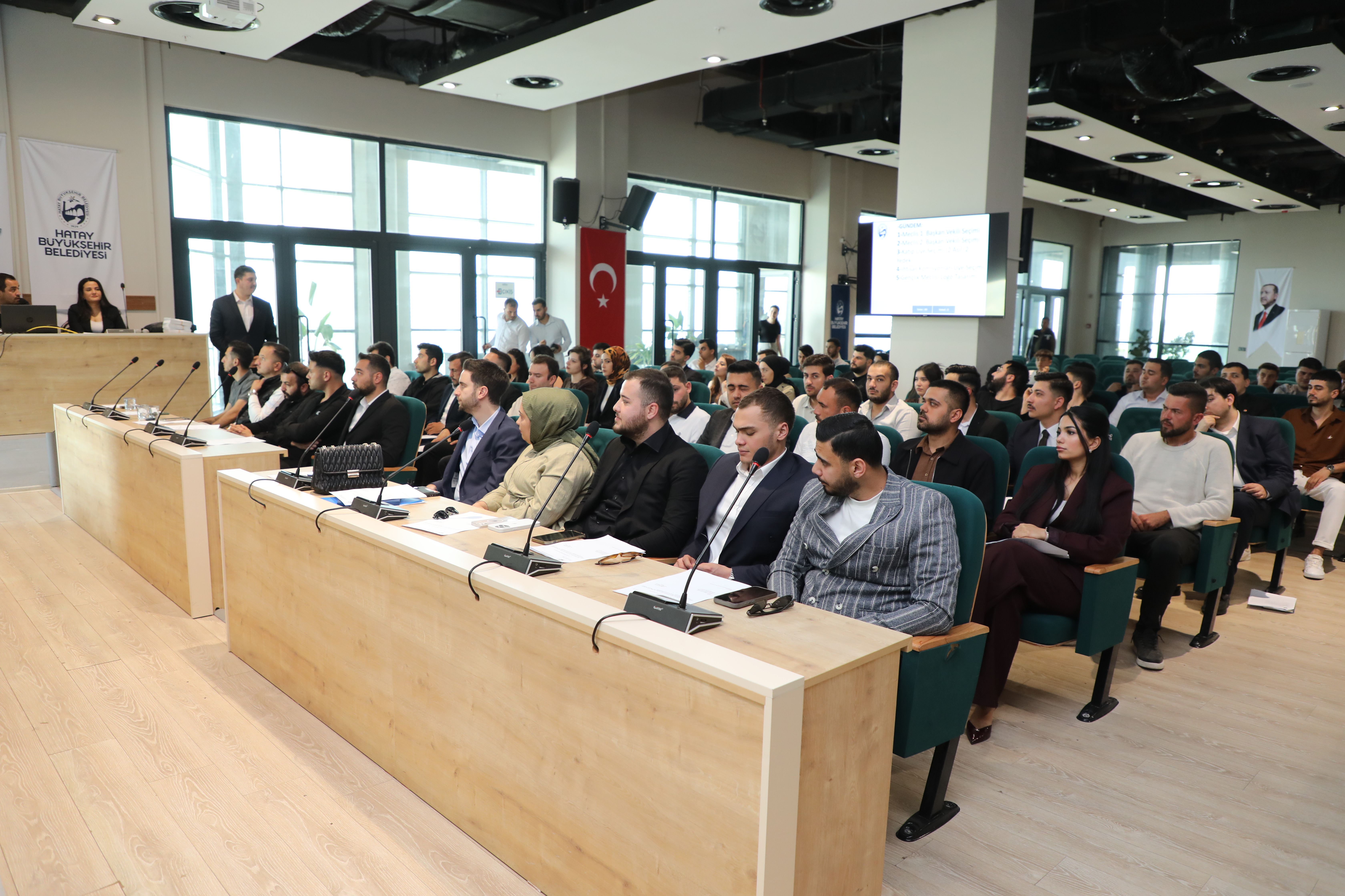 HBB GENÇLİK MECLİSİ ÇALIŞMALARINI SÜRDÜRÜYOR