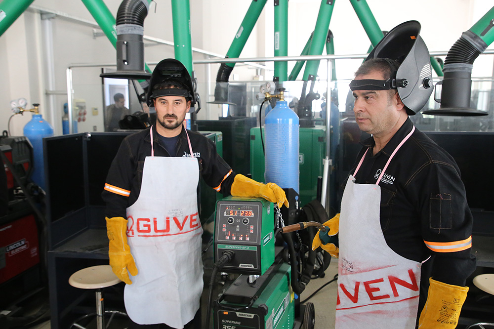 HAKİM İLE METAL SEKTÖRÜNE NİTELİKLİ KAYNAKÇI DESTEĞİ