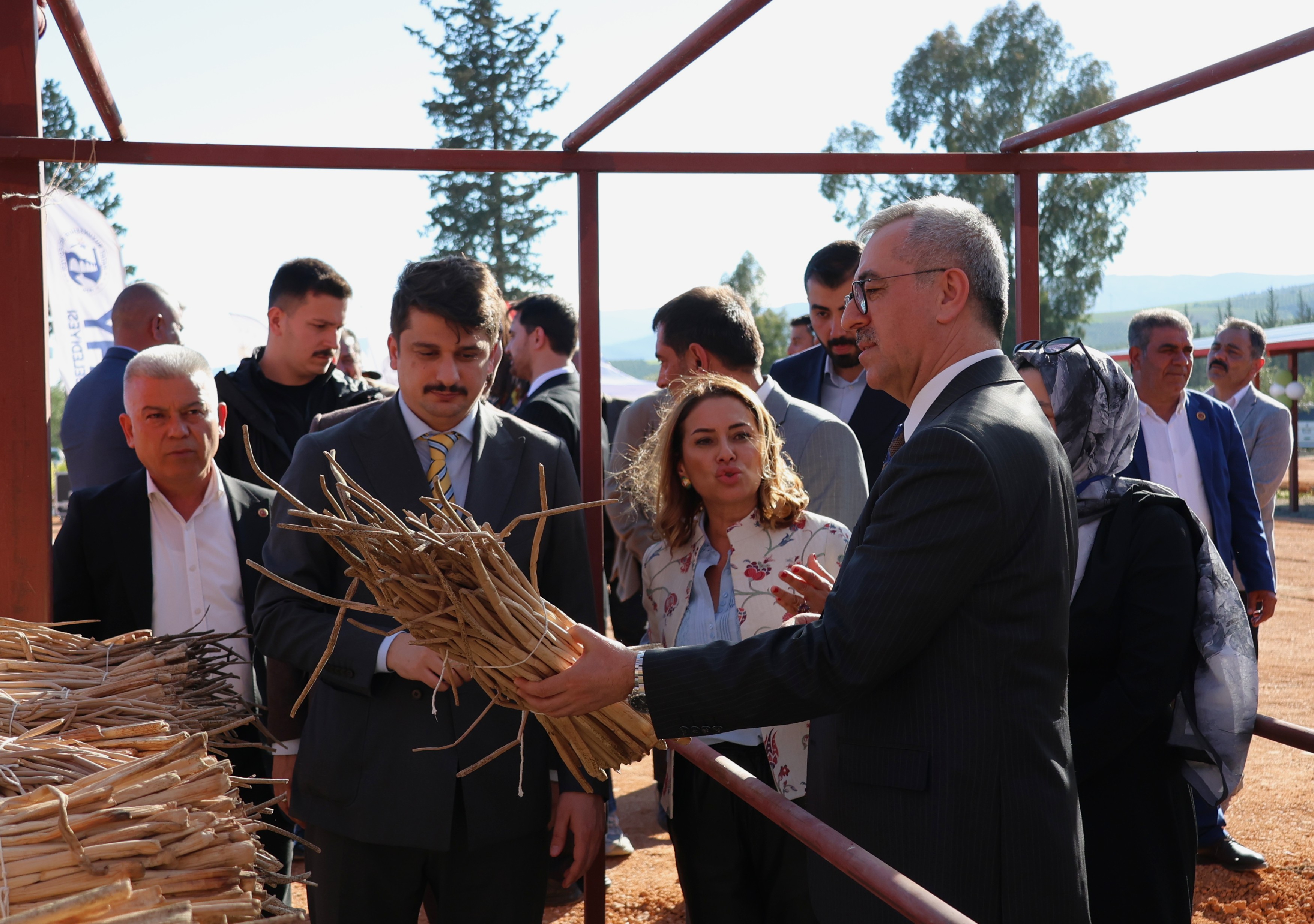 SU SÜMBÜLLERİ İŞLEME MERKEZİ TÖRENLE AÇILDI