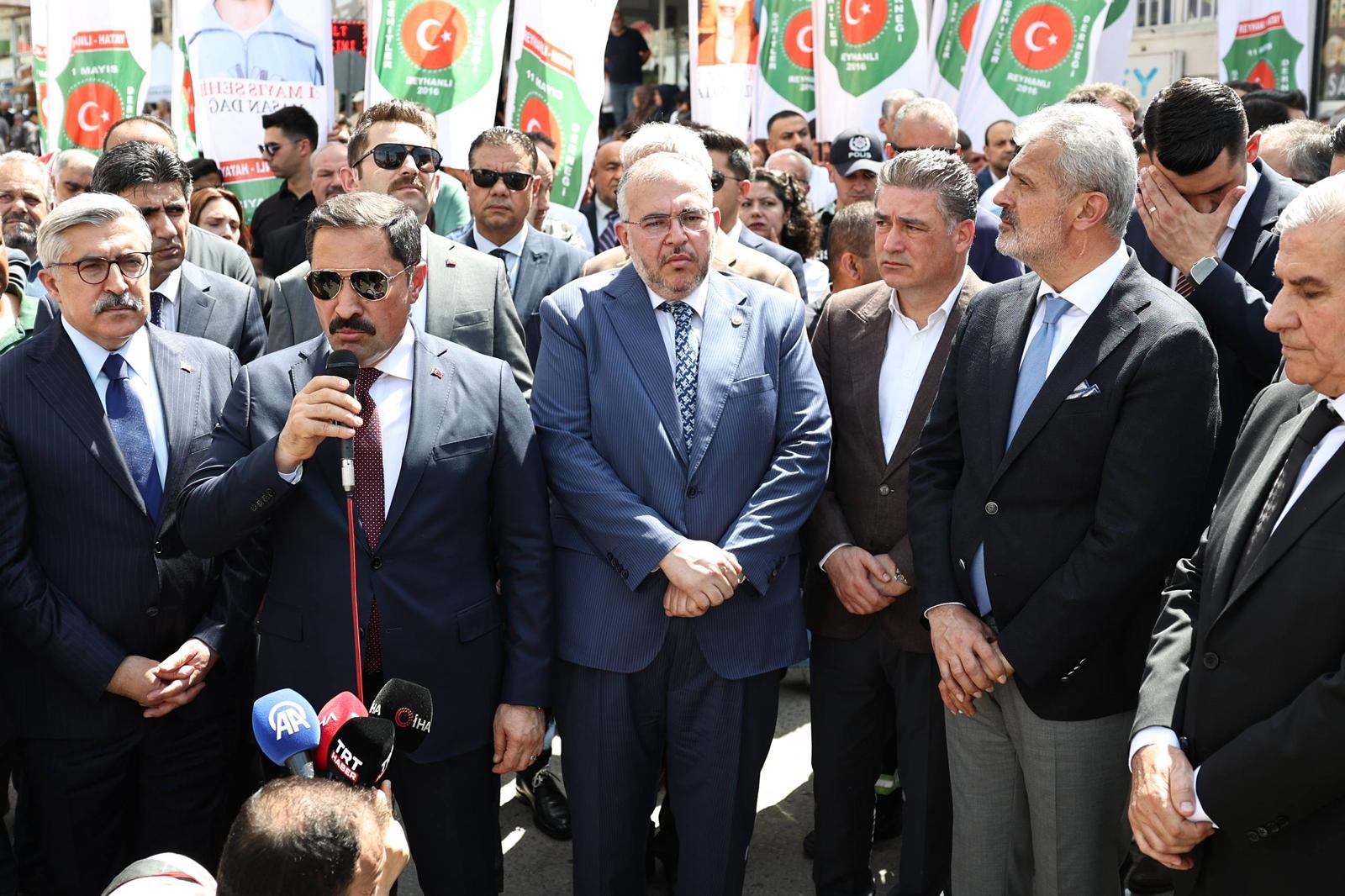 BAŞKAN ÖNTÜRK, REYHANLI ŞEHİTLERİ ANMA TÖRENİ’NE KATILDI