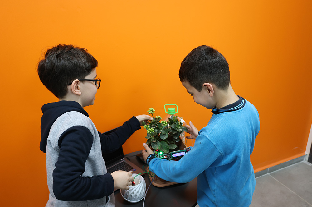 HATAY GENÇLERİ BİLİMDE ÖNE ÇIKIYOR