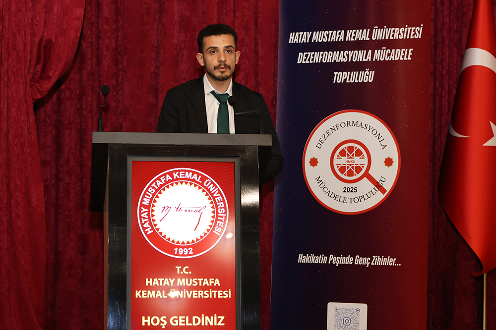 ÜNİVERSİTELER ARASI BİLGİ YARIŞMASININ AÇILIŞ TÖRENİ YAPILDI