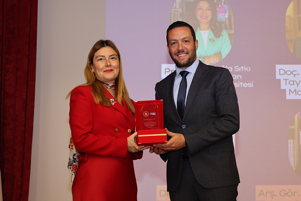 ÜNİVERSİTELER ARASI BİLGİ YARIŞMASININ AÇILIŞ TÖRENİ YAPILDI