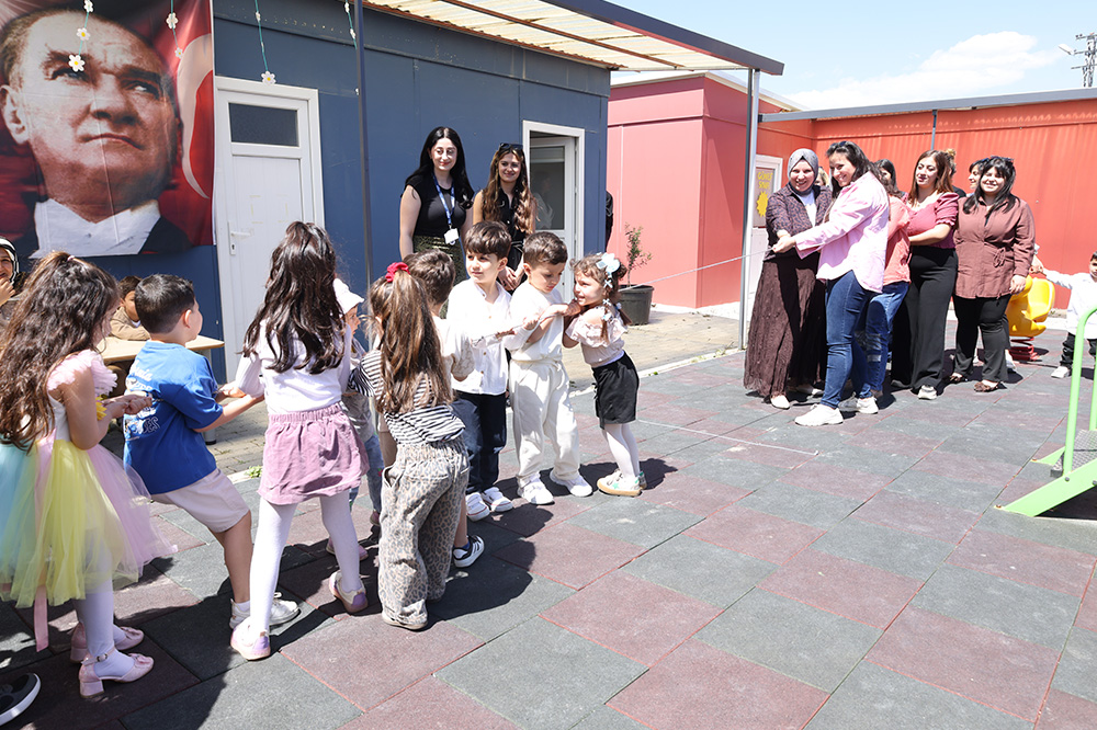 ANNELER GÜNÜ’NDE ANNE VE ÇOCUKLAR HBB ETKİNLİĞİNDE BULUŞTU