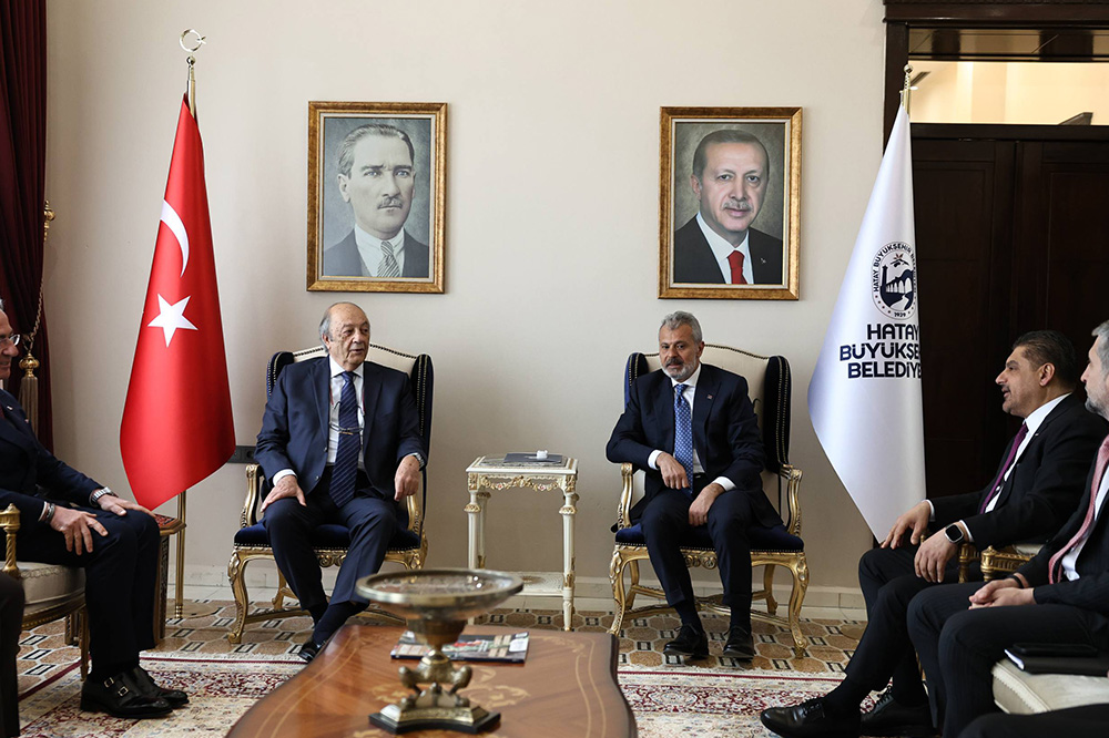 BAŞKAN ÖNTÜRK İŞ İNSANLARINI AĞIRLADI