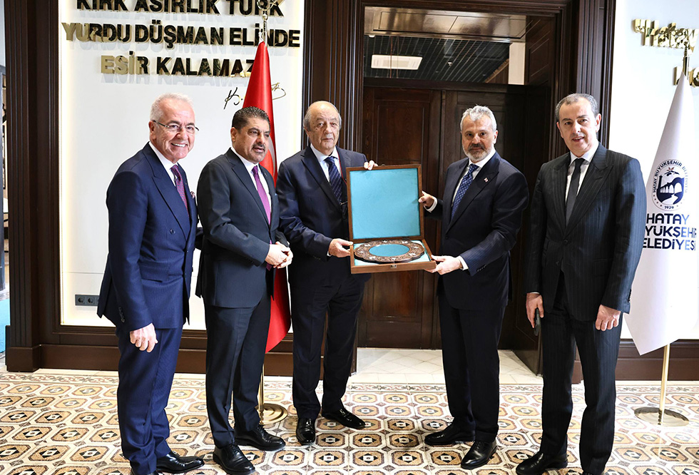 BAŞKAN ÖNTÜRK İŞ İNSANLARINI AĞIRLADI