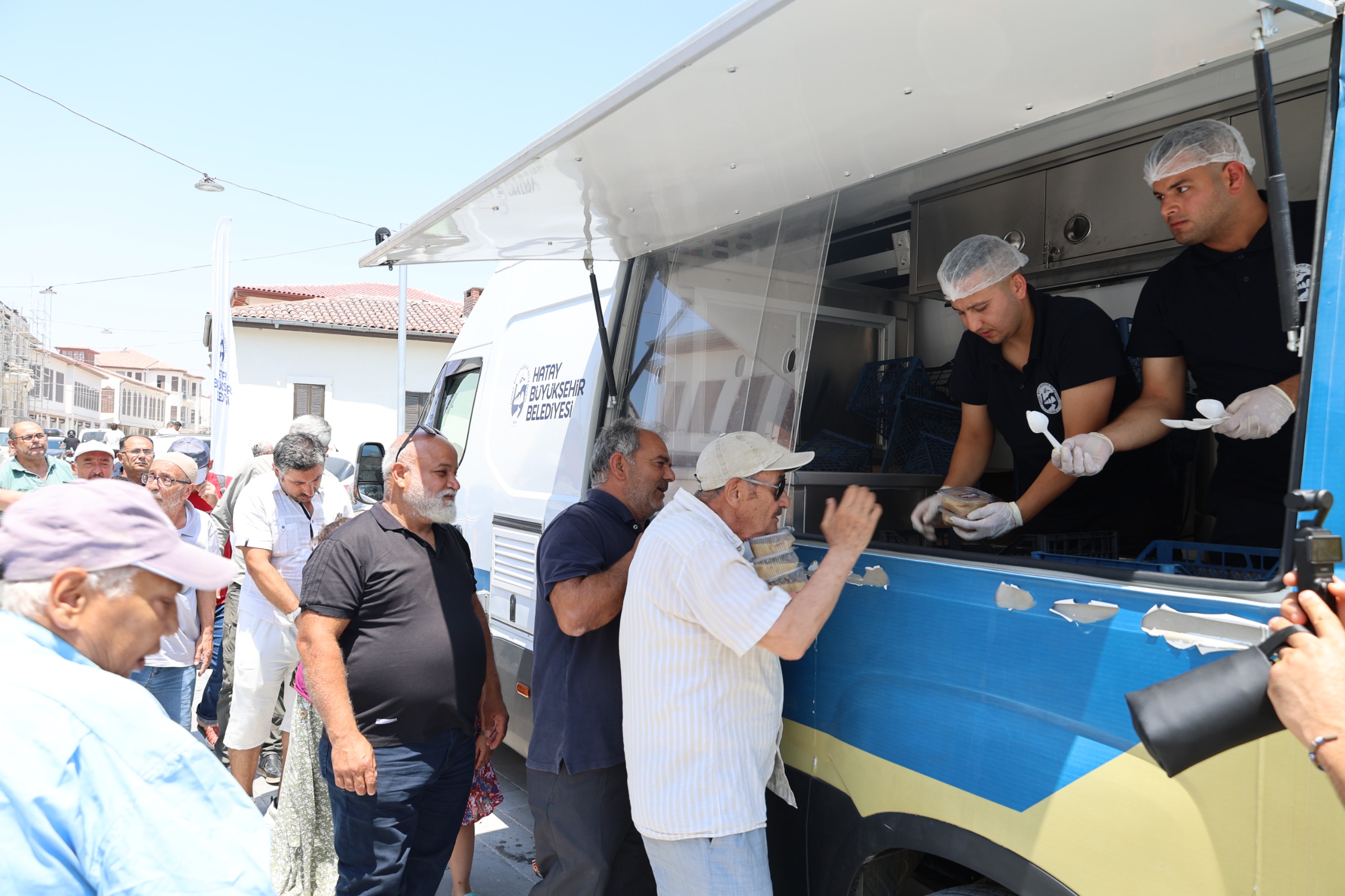 HBB’DEN MUHARREM AYINDA AŞURE İKRAMI