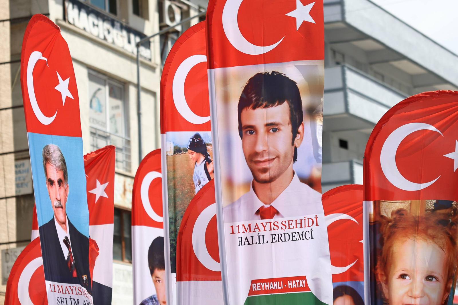 BAŞKAN ÖNTÜRK, REYHANLI ŞEHİTLERİ ANMA TÖRENİ’NE KATILDI
