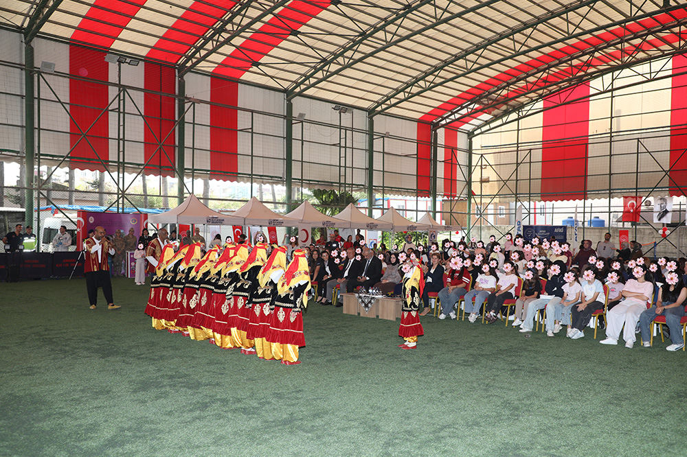 HBB VE HATAY VALİLİĞİNDEN DÜNYA KIZ ÇOCUKLARI GÜNÜ ETKİNLİĞİ