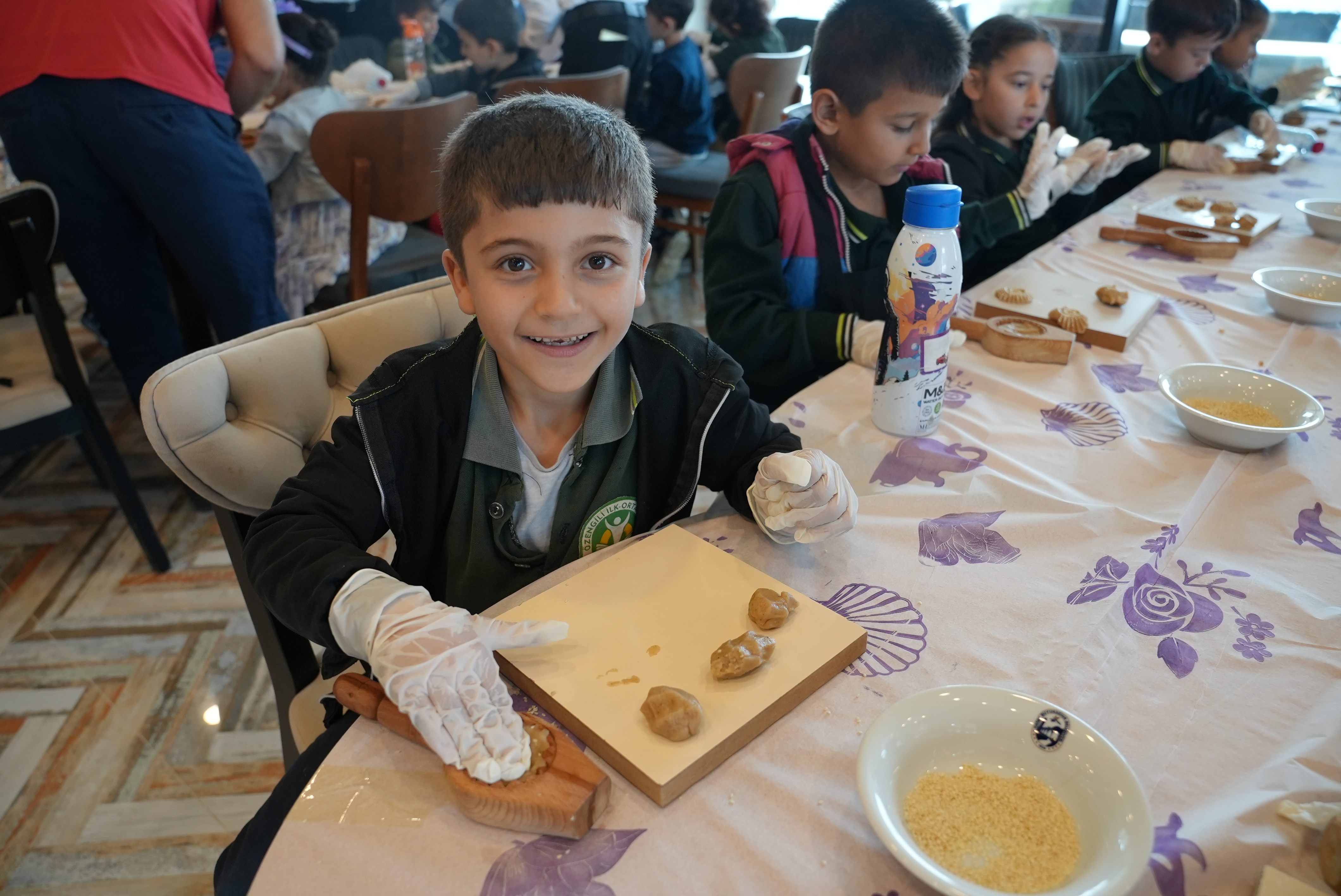 HBB GASTRONOMİEVİNDEN ÇOCUKLARA CUMHURİYET BAYRAMI ETKİNLİĞİ