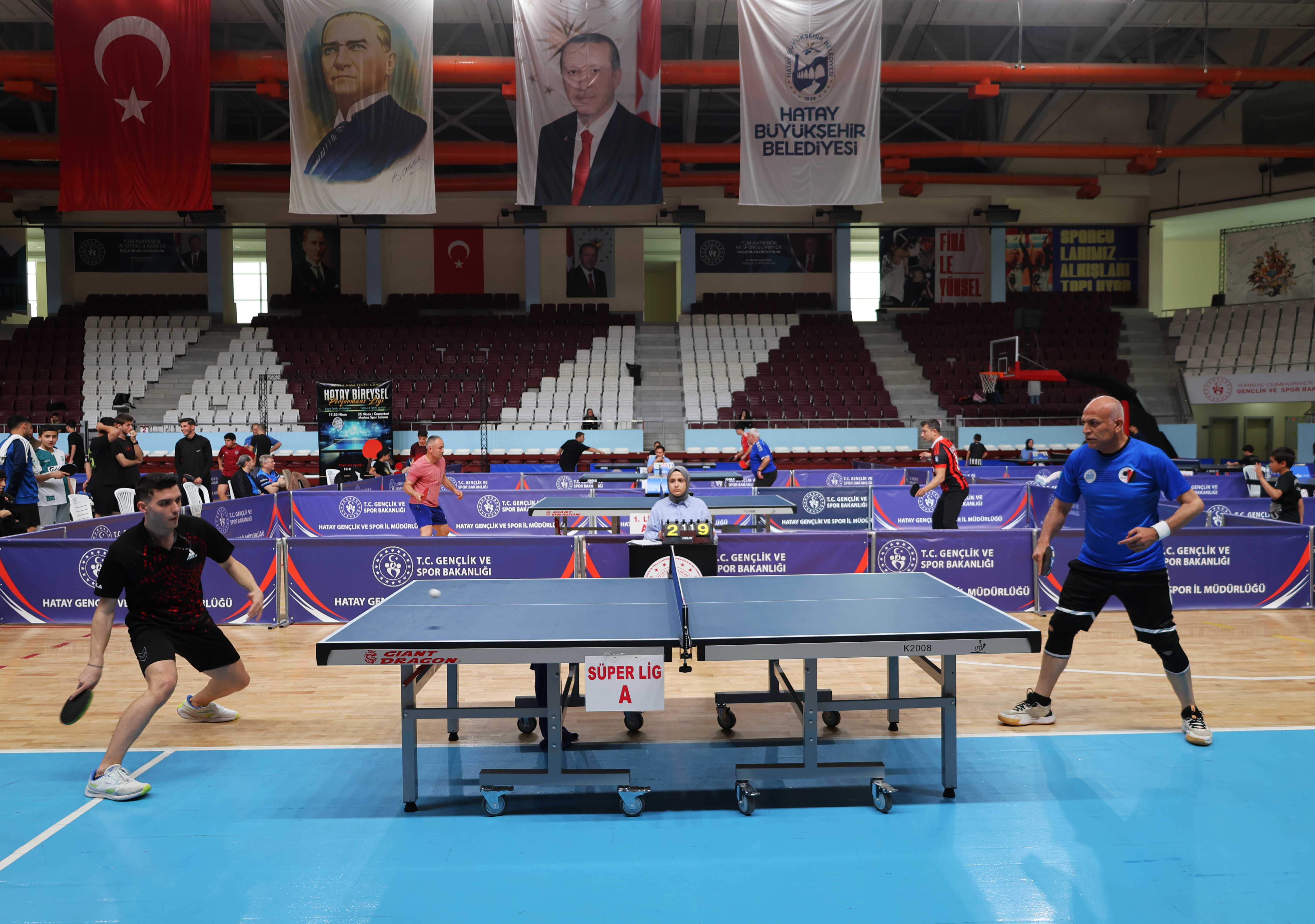 HBB’NİN DESTEKLERİYLE MASA TENİSİ TURNUVASI DÜZENLENDİ