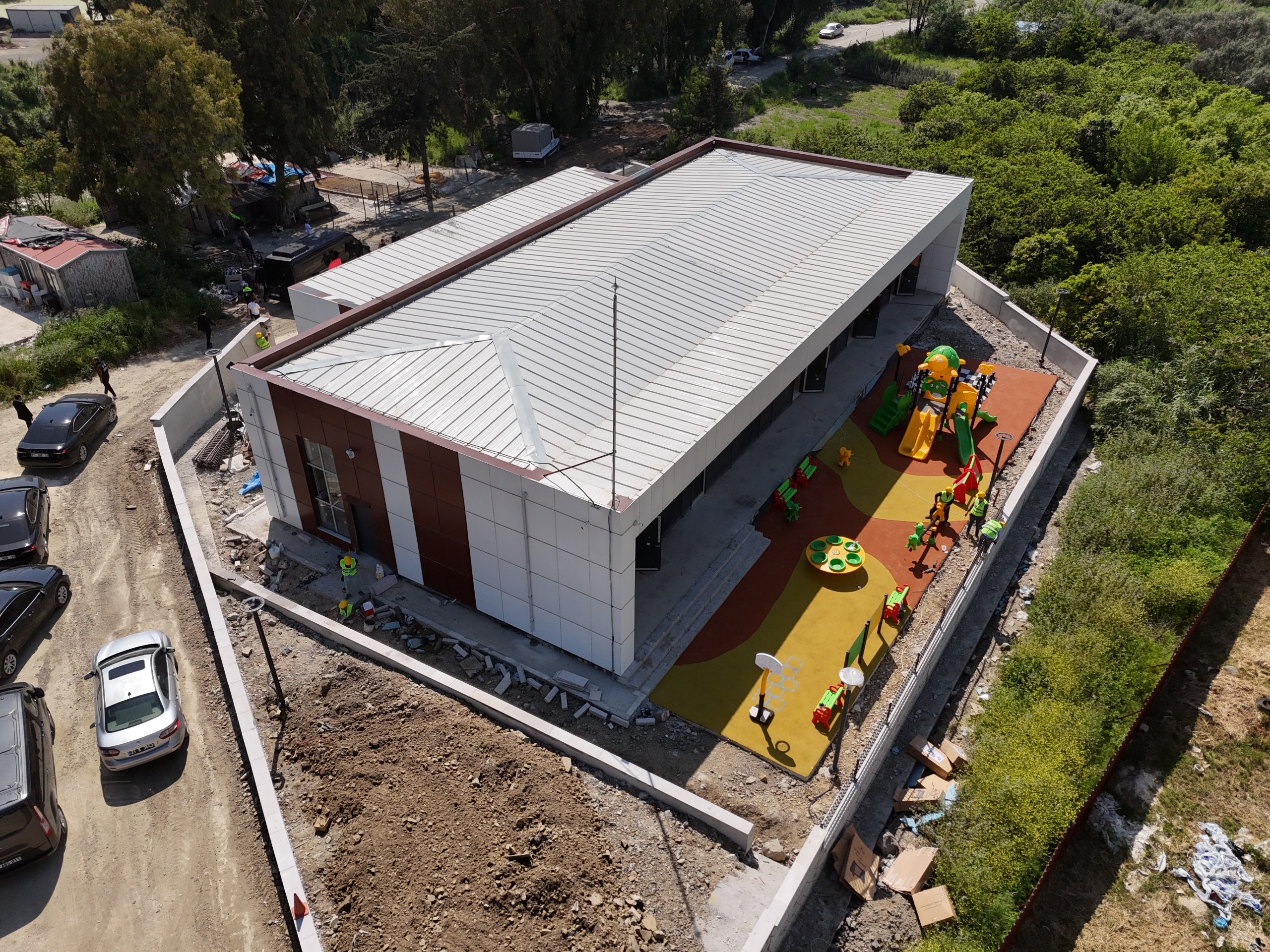 BAŞKAN ÖNTÜRK HBB'NİN DEFNE'DEKİ YATIRIMLARINI YERİNDE İNCELEDİ