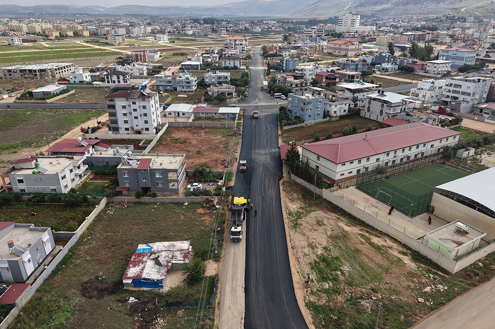 YENİŞEHİR MAHALLESİ’NE 6.5 KM BETON ASFALT