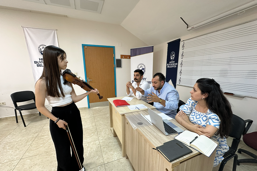 HBB KÜLTÜR SANAT AKADEMİSİ İÇİN SEÇMELER YAPILDI