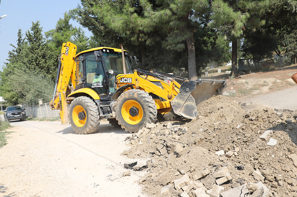 ÇETENLİ’DE 40 YILLIK ALTYAPIYI HBB YENİLİYOR