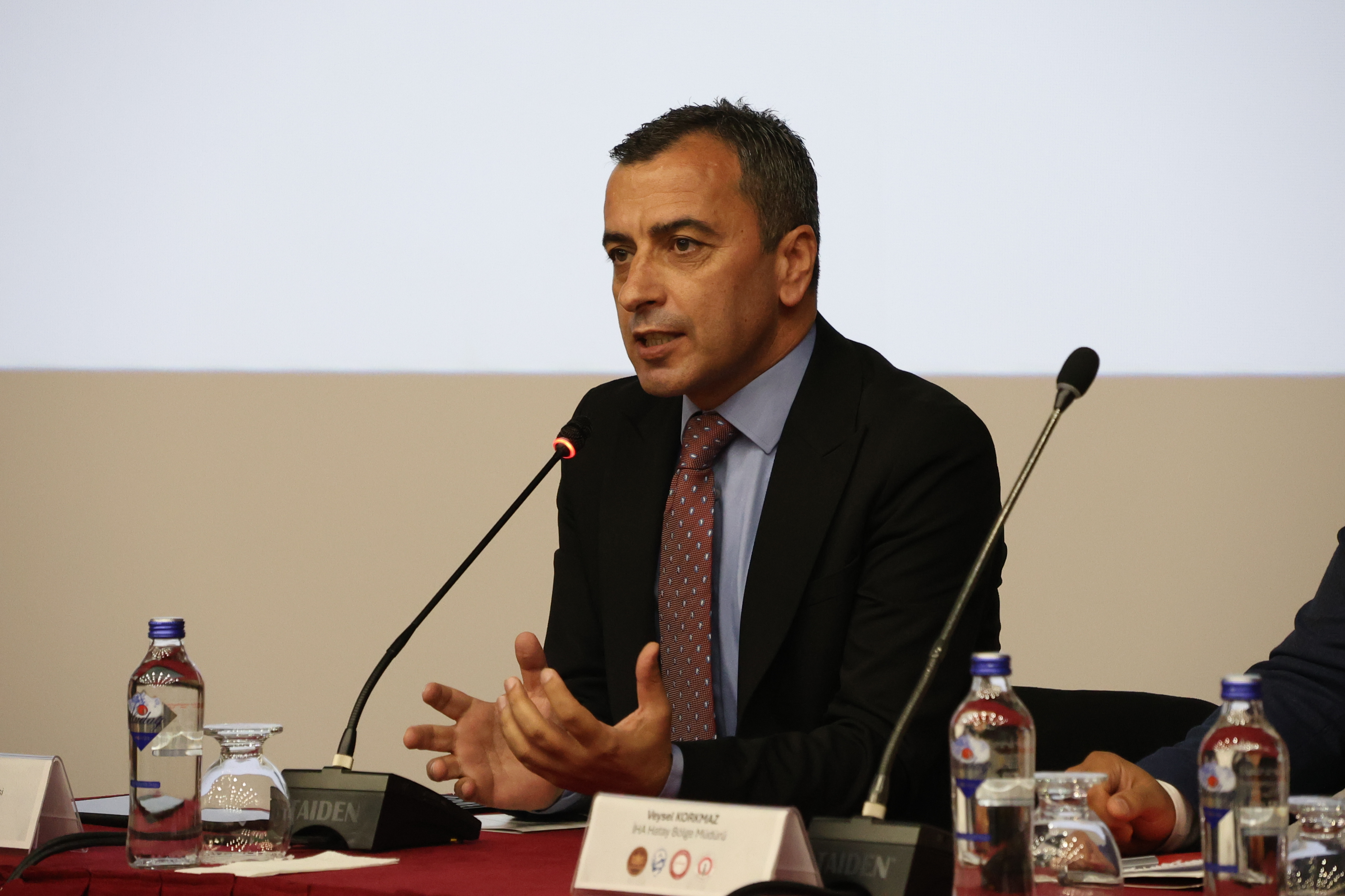“KRİZDEN KALKINMAYA: AFET YÖNETİMİNDE HATAY MODELİ” ÇALIŞTAYI TAMAMLANDI