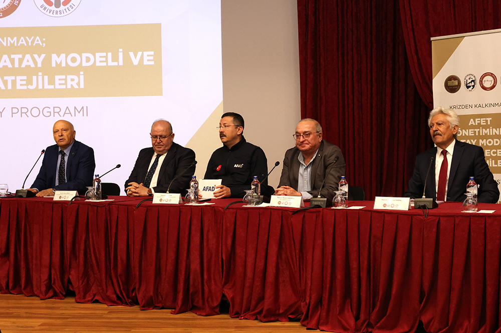 AFET YÖNETİMİNDE HATAY MODELİ MASAYA YATIRILIYOR