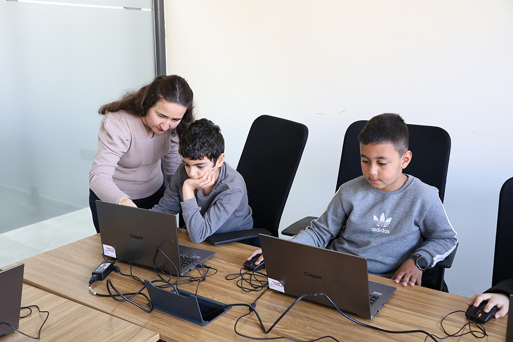 HATAY GENÇLERİ BİLİMDE ÖNE ÇIKIYOR