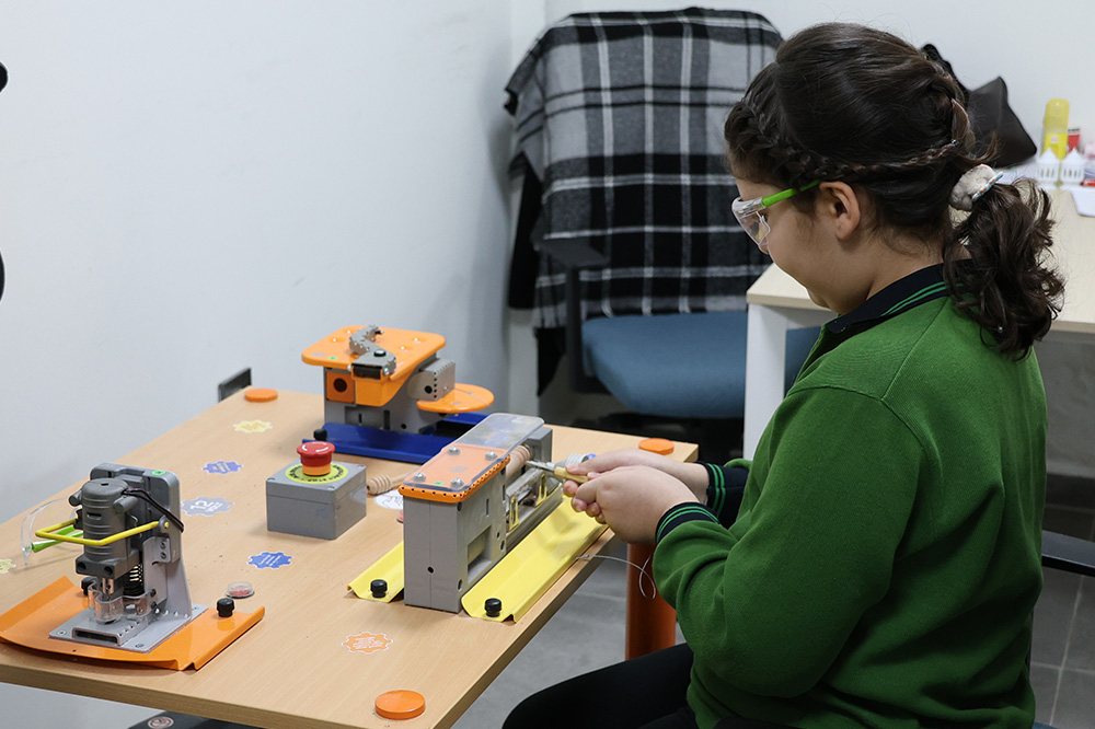 HATAY GENÇLERİ BİLİMDE ÖNE ÇIKIYOR