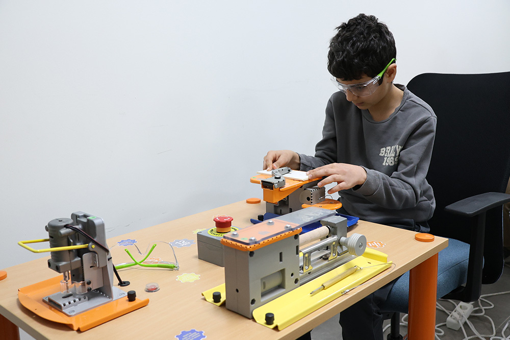 HATAY GENÇLERİ BİLİMDE ÖNE ÇIKIYOR