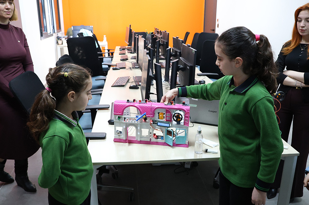 HATAY GENÇLERİ BİLİMDE ÖNE ÇIKIYOR