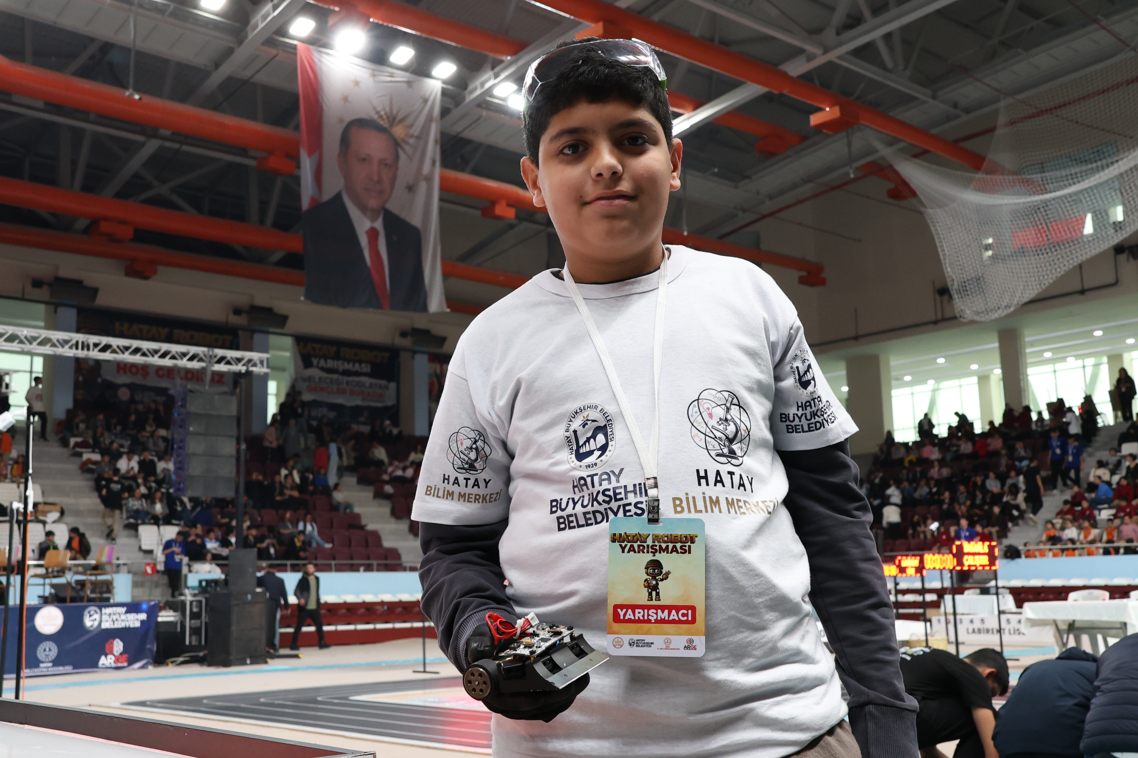 HATAYBOT TEKNOLOJİ YARIŞI FİNAL YOLUNDA 