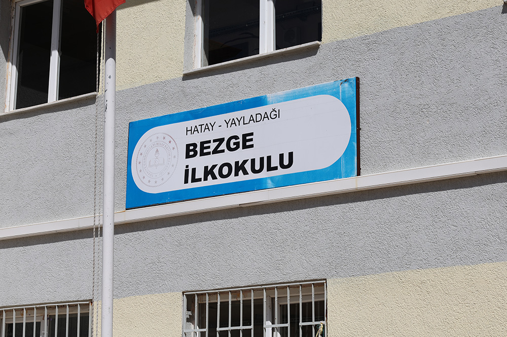 HBB İLE OKULLAR RENGÂRENK OLUYOR