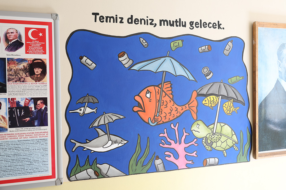 HBB İLE OKULLAR RENGÂRENK OLUYOR