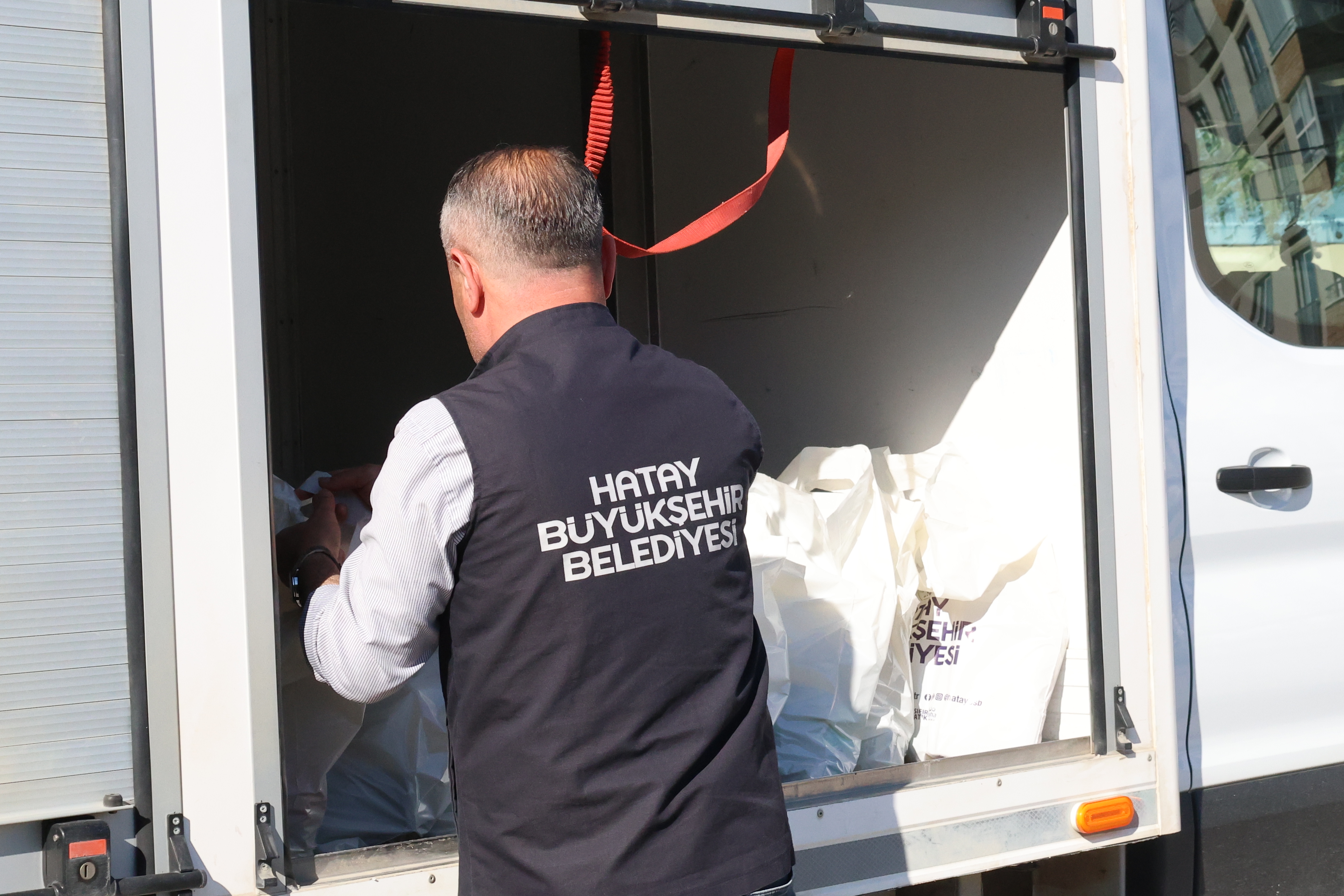 HBB, İHTİYAÇ SAHİPLERİNİN YANINDA