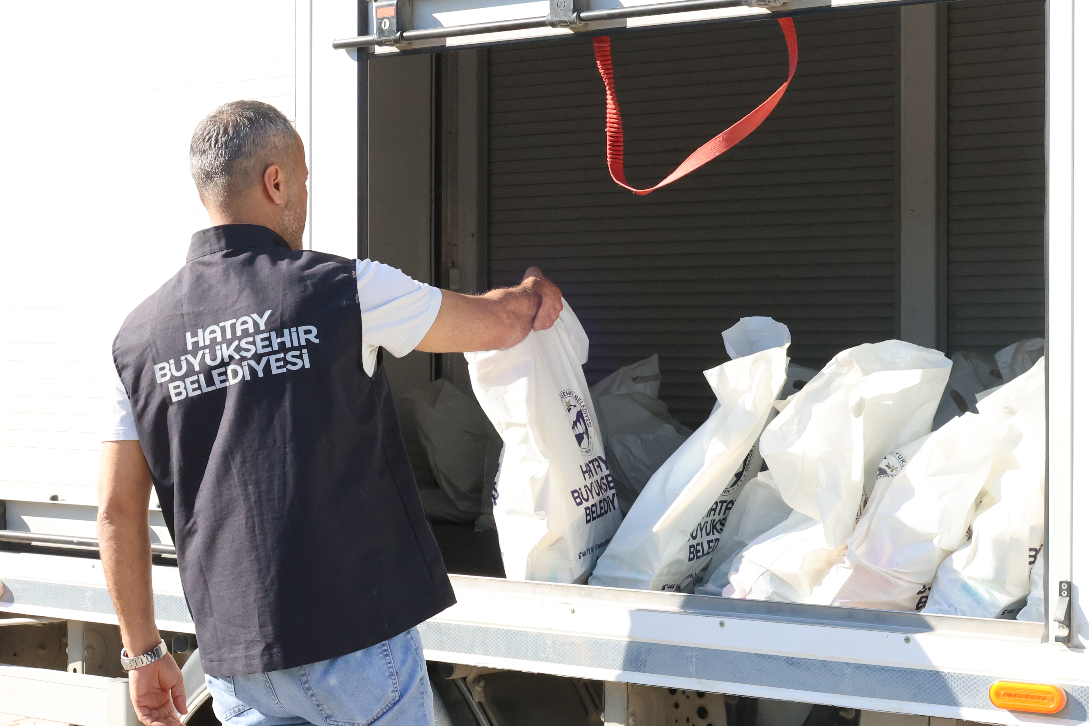 HBB, İHTİYAÇ SAHİPLERİNİN YANINDA