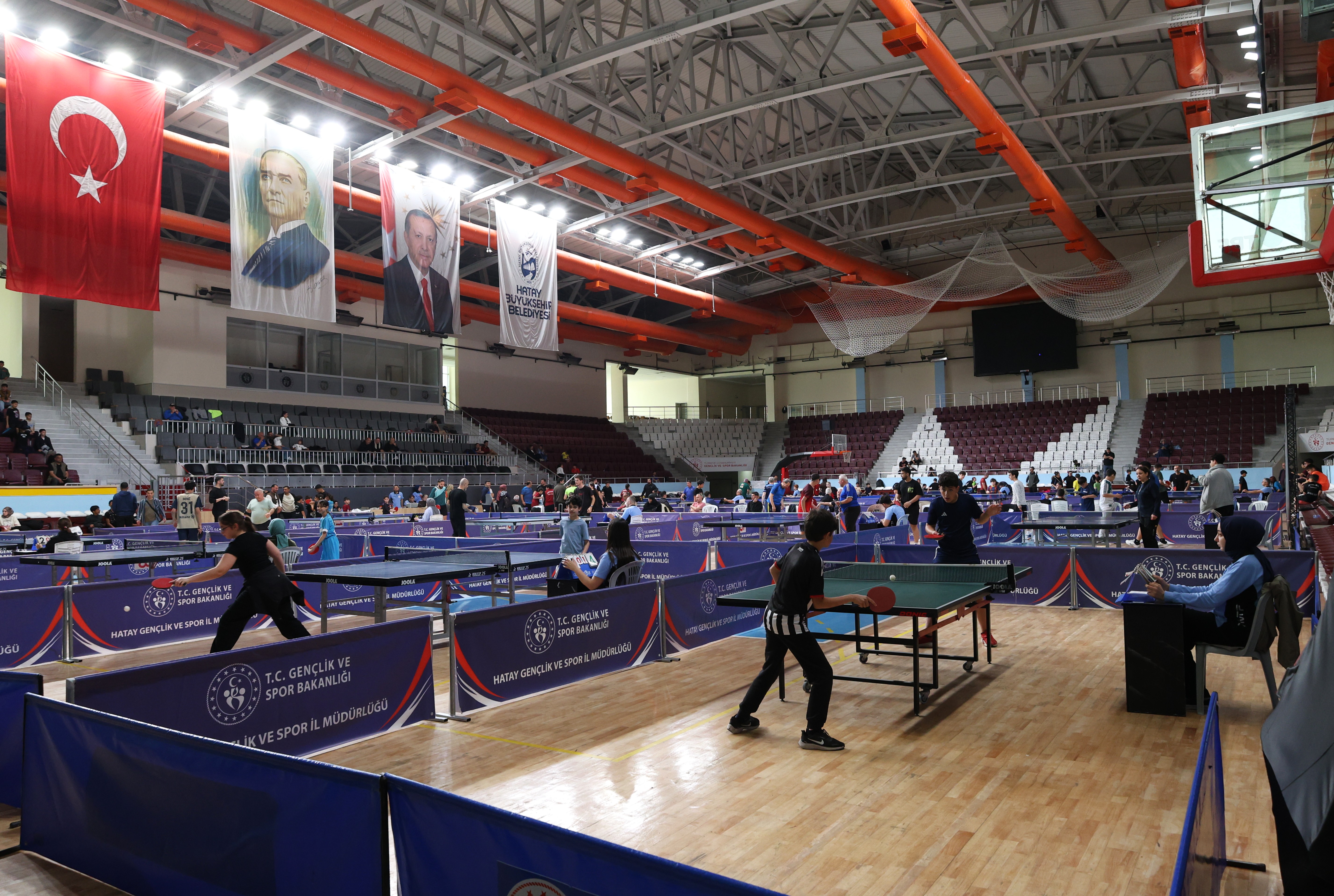 HBB’NİN DESTEKLERİYLE MASA TENİSİ TURNUVASI DÜZENLENDİ