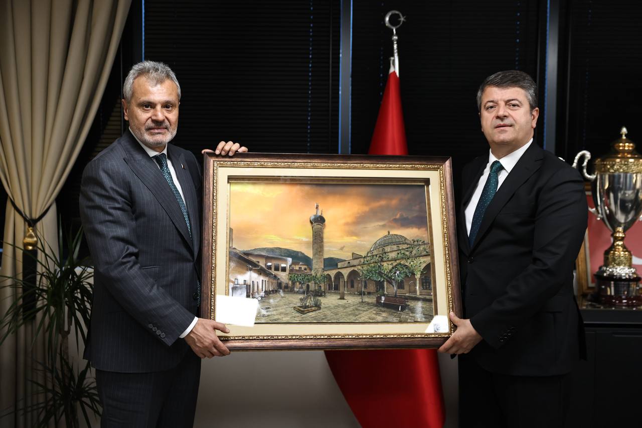 ADIYAMAN BELEDİYE BAŞKANI’NDAN BAŞKAN ÖNTÜRK’E ZİYARET