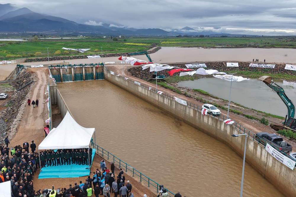 BAŞKAN ÖNTÜRK, TARIMA CAN SUYU OLACAK TESİSİN AÇILIŞINA KATILDI