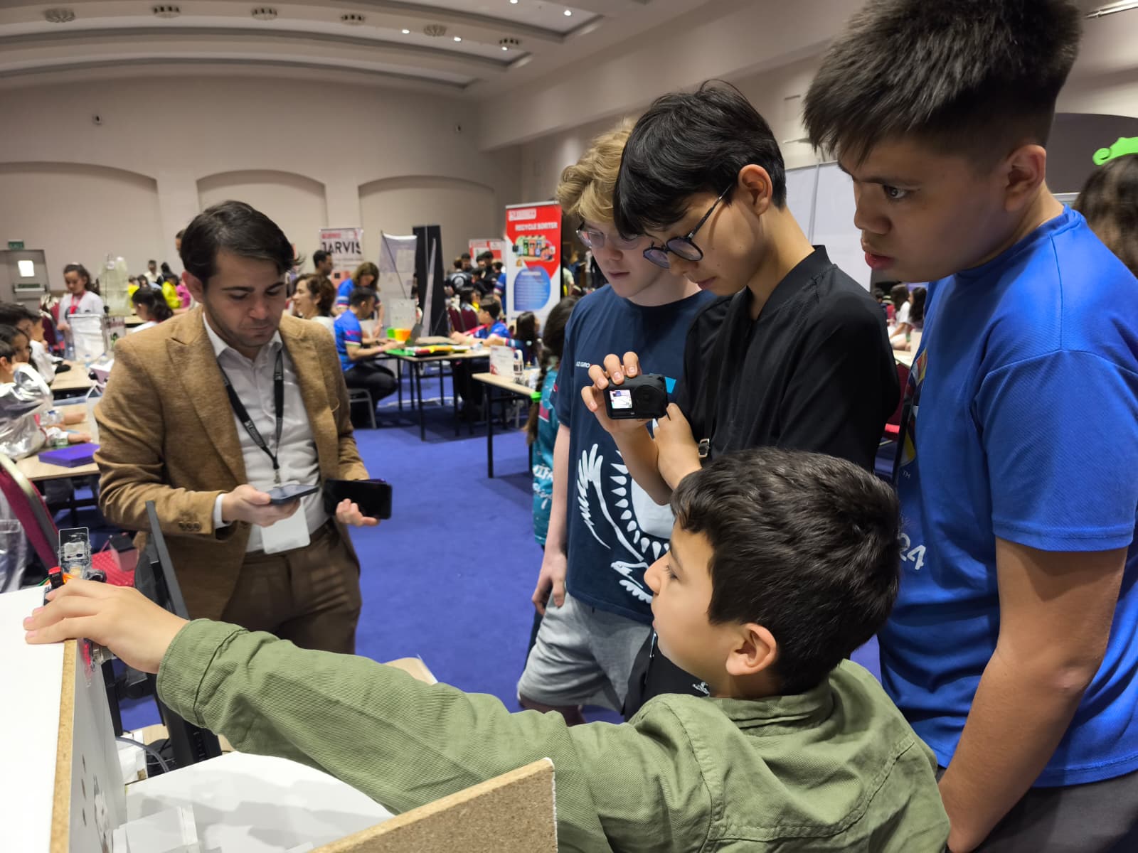 HBB’DEN ULUSLARARASI ROBOT OLİMPİYATLARINDA BÜYÜK BAŞARI