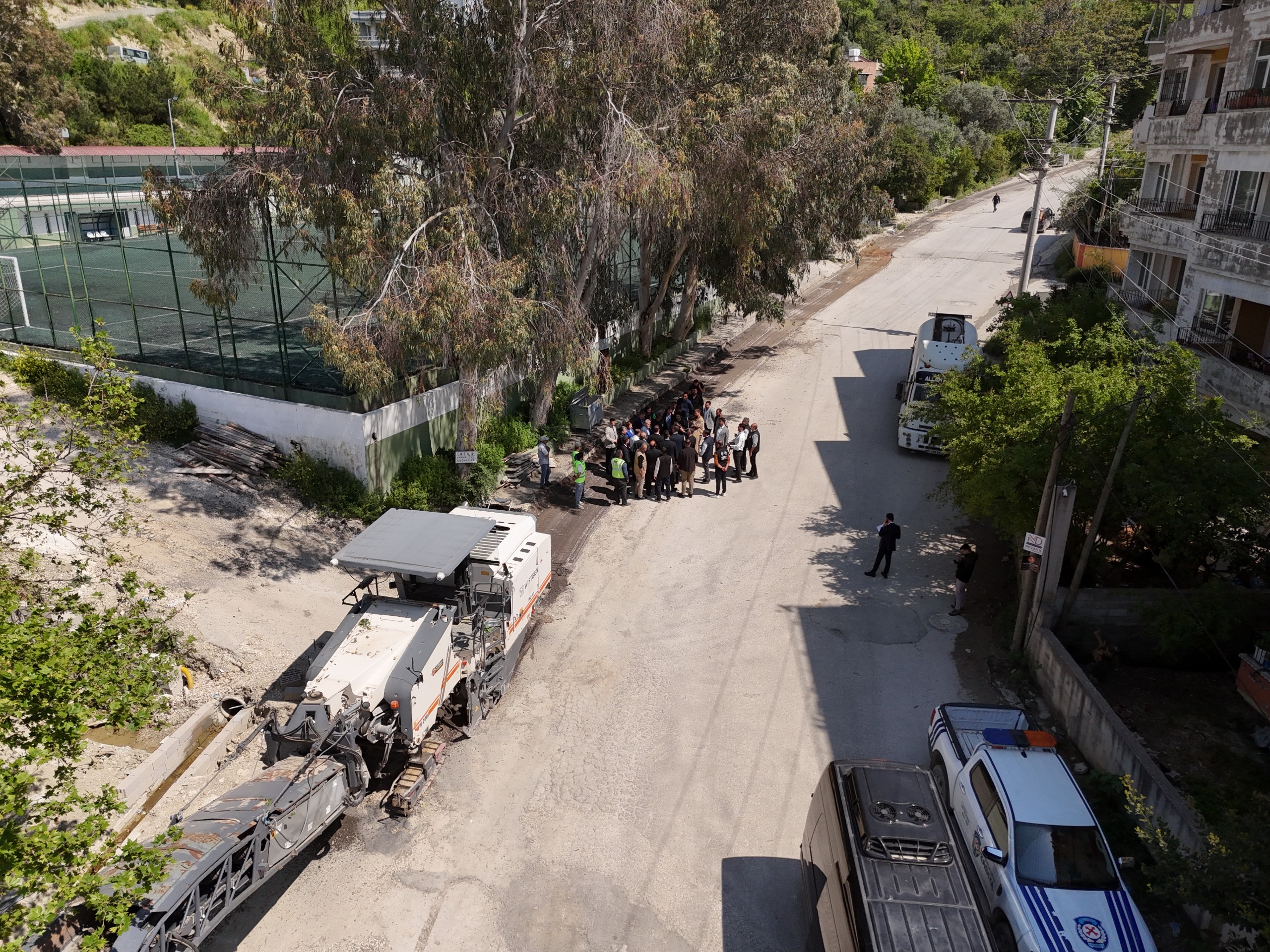 BAŞKAN ÖNTÜRK HBB'NİN DEFNE'DEKİ YATIRIMLARINI YERİNDE İNCELEDİ