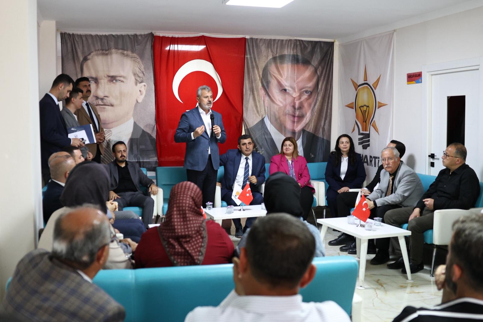 BAŞKAN ÖNTÜRK, DÖRTYOL MHP VE AK PARTİ TEŞKİLATLARINI ZİYARET ETTİ