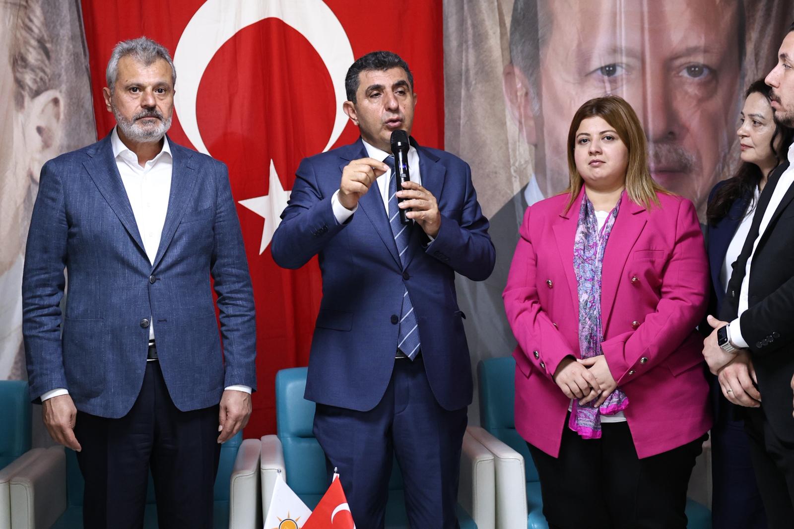 BAŞKAN ÖNTÜRK, DÖRTYOL MHP VE AK PARTİ TEŞKİLATLARINI ZİYARET ETTİ