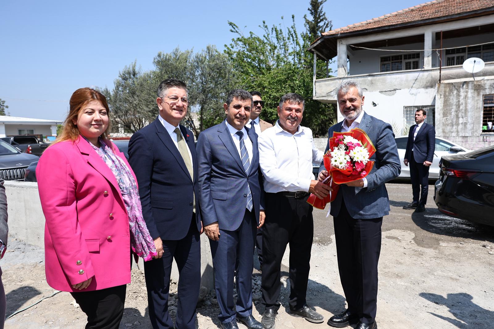 BAŞKAN ÖNTÜRK DÖRTYOL’DA DEVAM EDEN ÇOK AMAÇLI SALON PROJESİNİ İNCELEDİ