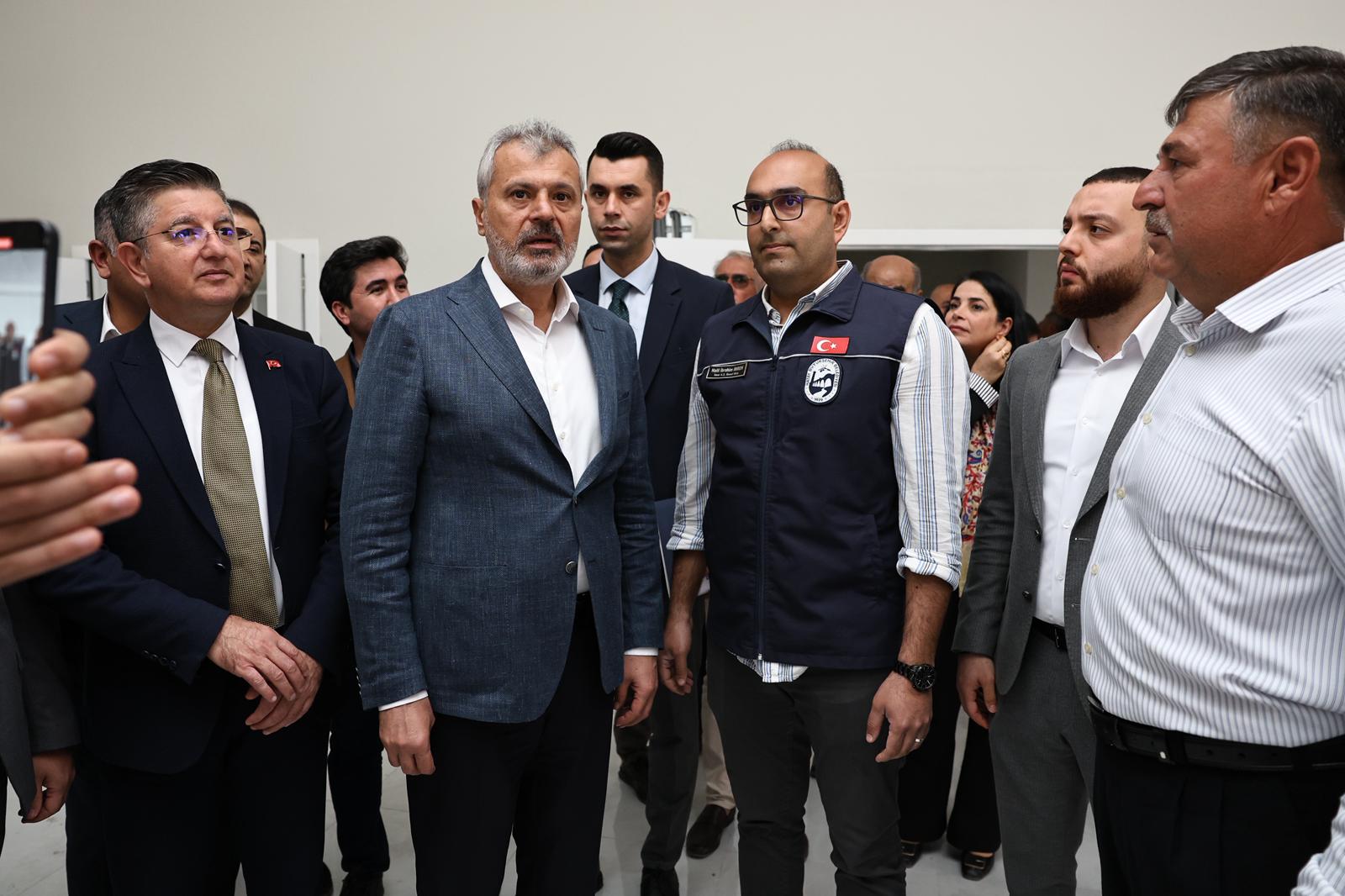 BAŞKAN ÖNTÜRK DÖRTYOL’DA DEVAM EDEN ÇOK AMAÇLI SALON PROJESİNİ İNCELEDİ