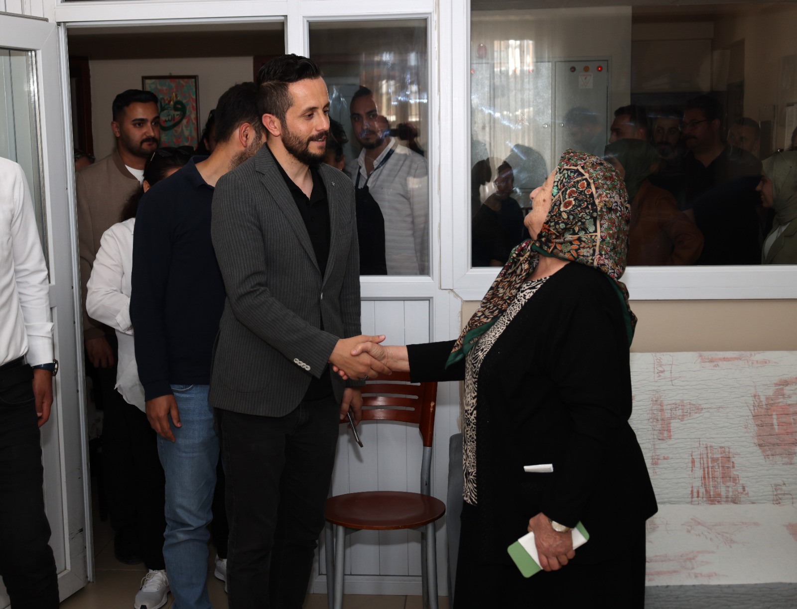 HBB’DEN HUZUREVİ’NE ANNELER GÜNÜ ZİYARETİ