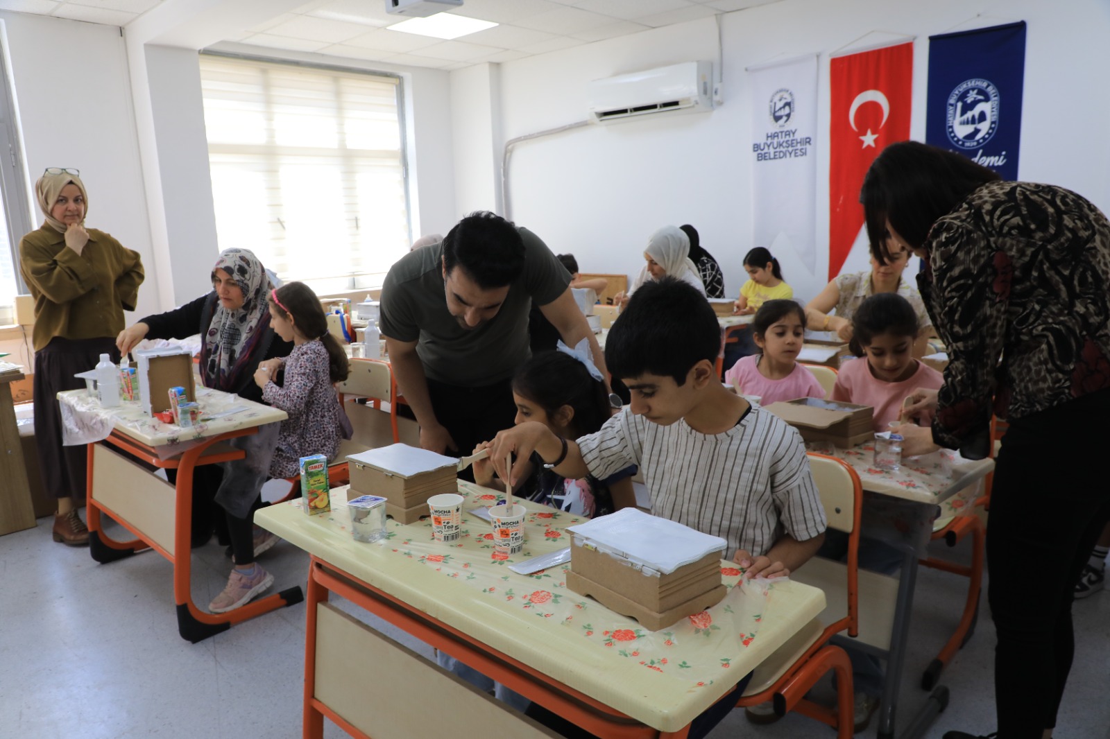 ANNELER İÇİN TASARLADILAR, SEVGİYLE ÜRETTİLER 