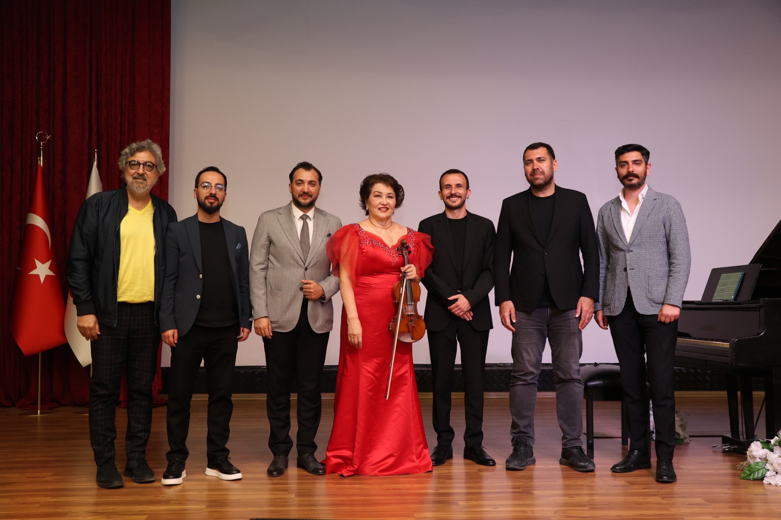 BÜYÜKŞEHİR’DEN SANAT DOLU GECE
